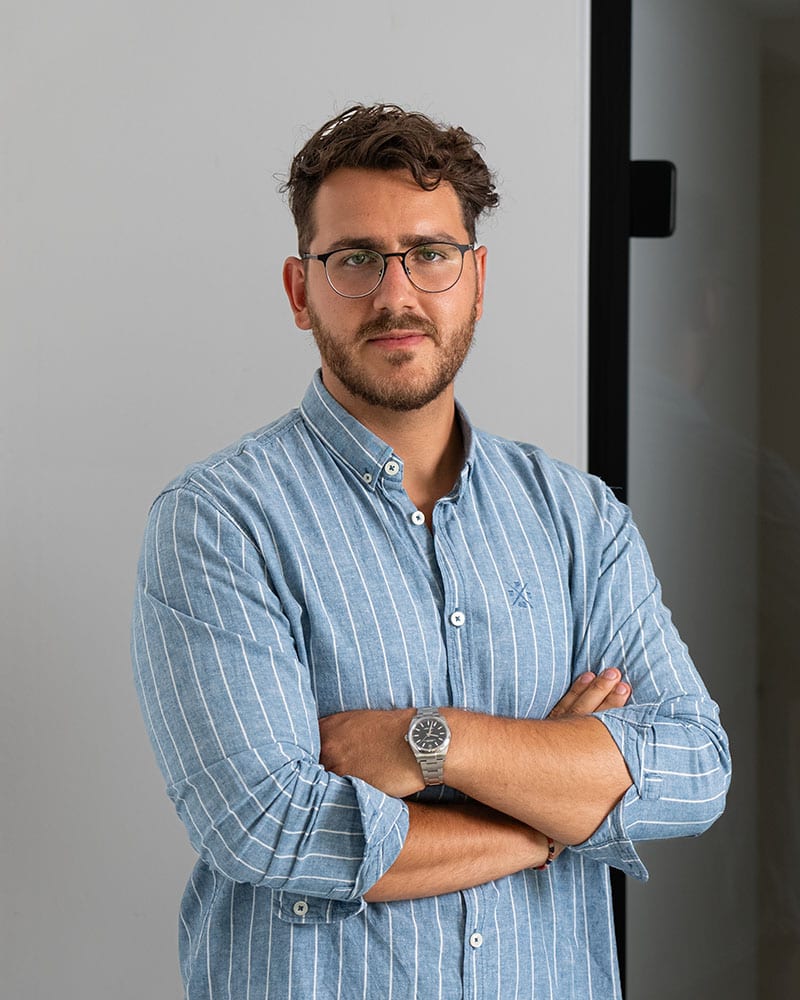 Die ersten 10.000 Euro Umsatz: Realistische Timeline für neue Social Media Agenturen